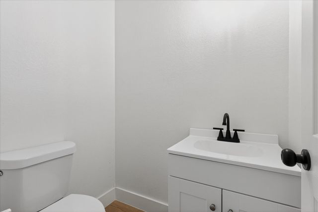 1325 Rosewood Lane, Lancaster, TX 75146