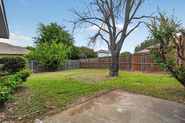 1325 Rosewood Lane, Lancaster, TX 75146