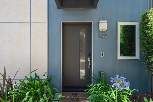 5627 W Observation Lane, Los Angeles, CA 90028