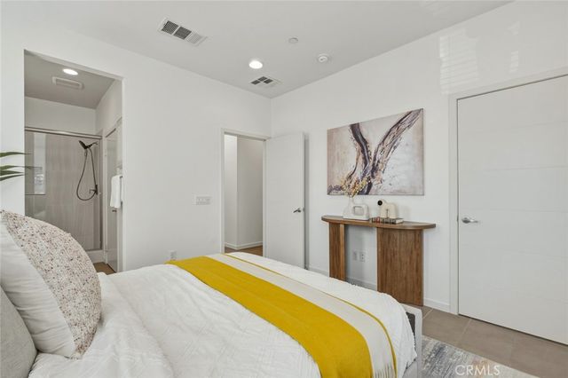 5627 W Observation Lane, Los Angeles, CA 90028