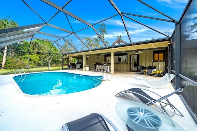 583 Rambling Drive Circle, Wellington, FL 33414