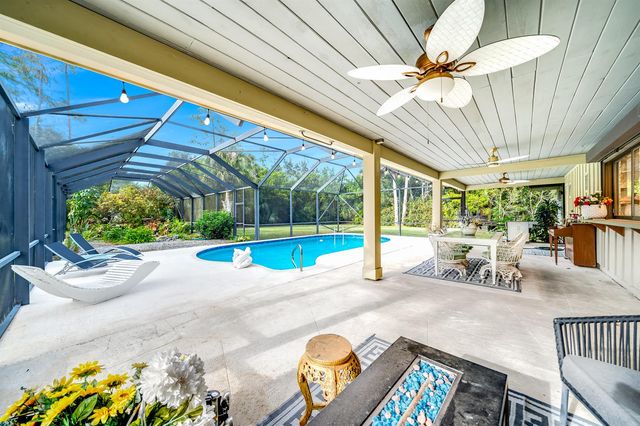 583 Rambling Drive Circle, Wellington, FL 33414