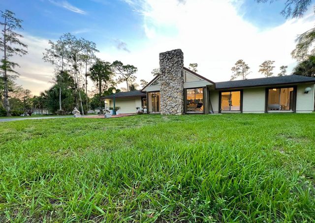 583 Rambling Drive Circle, Wellington, FL 33414