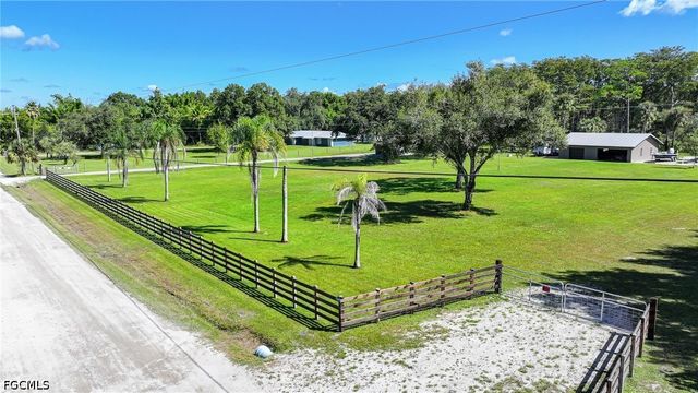 5961 Pangola RD, Fort Myers, FL 33905