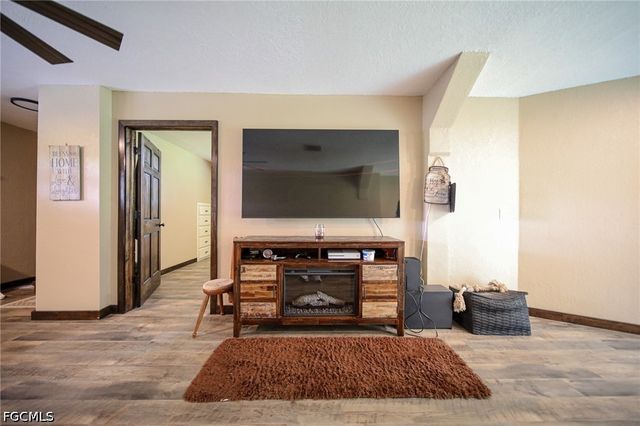 5961 Pangola RD, Fort Myers, FL 33905