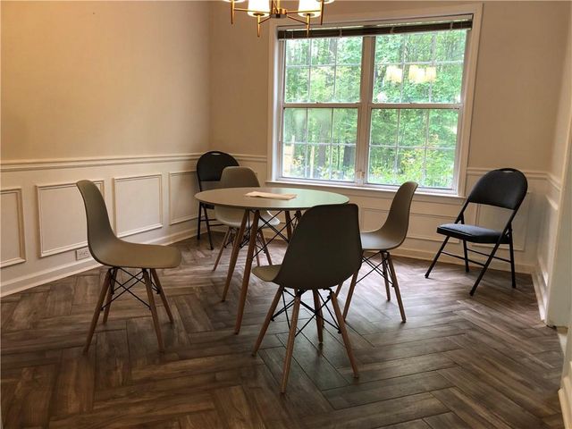 370 Manor Glen Drive, Suwanee, GA 30024