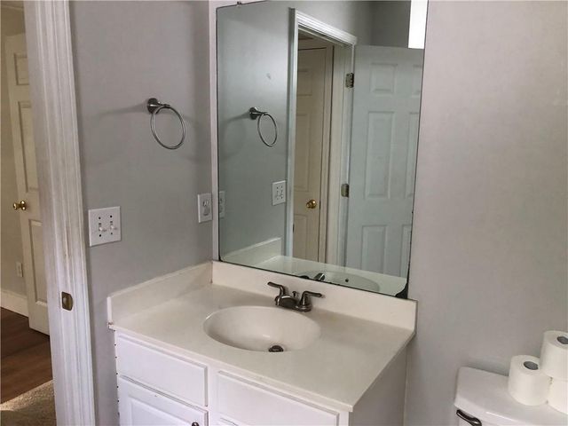 370 Manor Glen Drive, Suwanee, GA 30024
