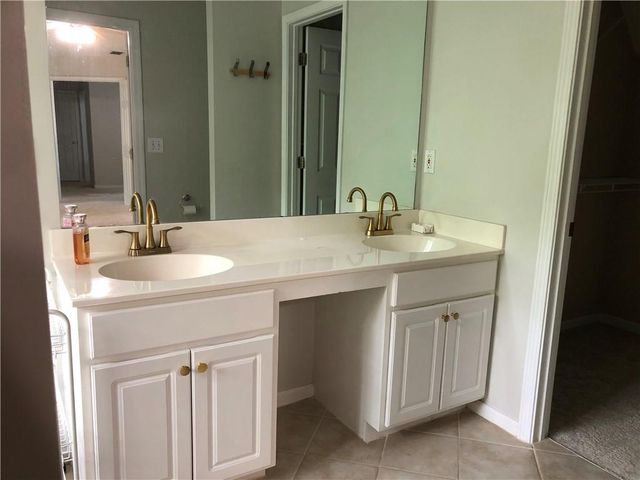 370 Manor Glen Drive, Suwanee, GA 30024