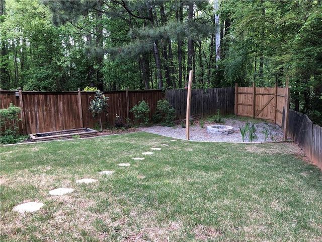 370 Manor Glen Drive, Suwanee, GA 30024