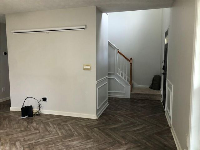 370 Manor Glen Drive, Suwanee, GA 30024