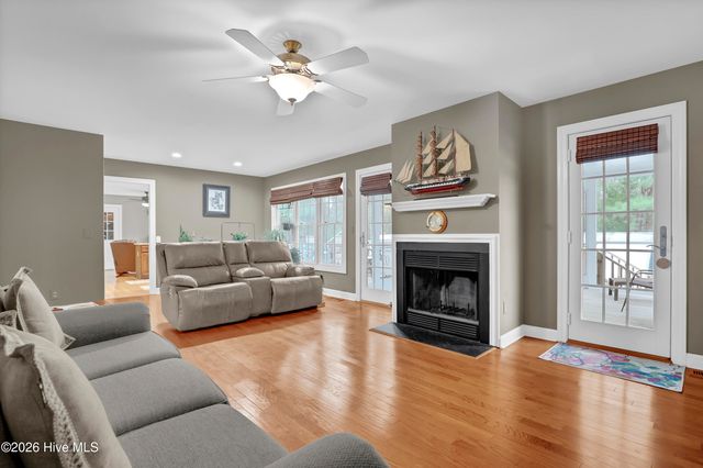 420 Kings Landing Road, Hampstead, NC 28443