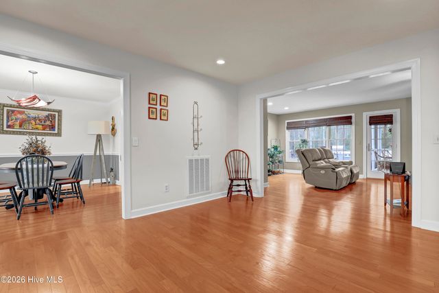 420 Kings Landing Road, Hampstead, NC 28443