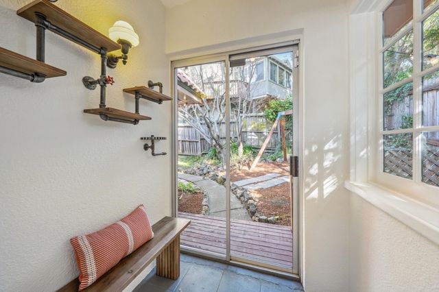 1983 1983 Yosemite Rd, Berkeley, CA 94707