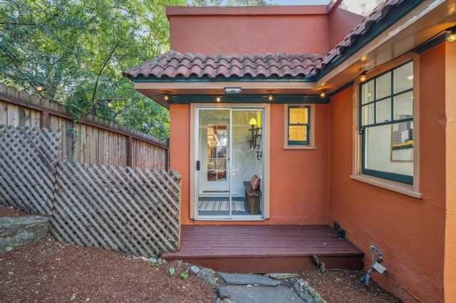 1983 1983 Yosemite Rd, Berkeley, CA 94707