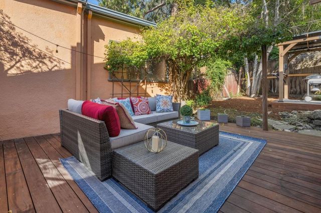 1983 1983 Yosemite Rd, Berkeley, CA 94707