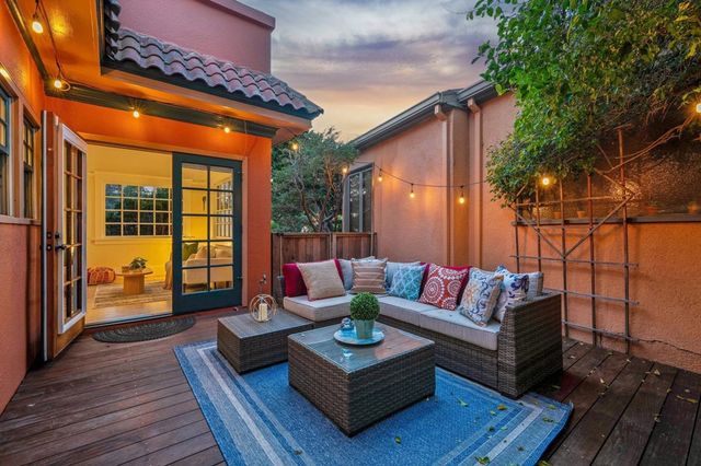 1983 1983 Yosemite Rd, Berkeley, CA 94707