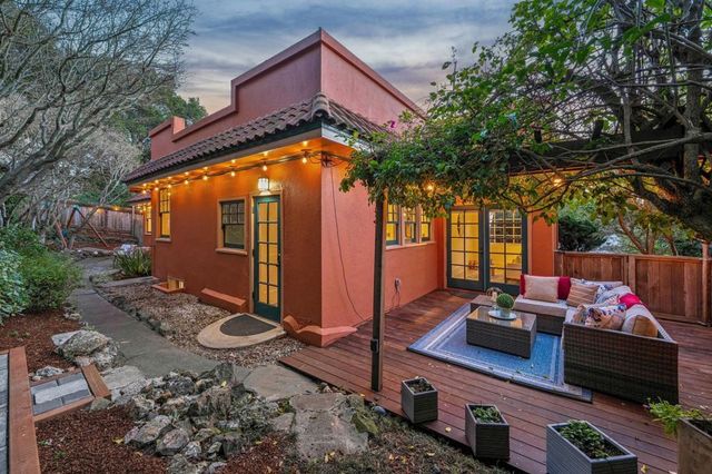 1983 1983 Yosemite Rd, Berkeley, CA 94707