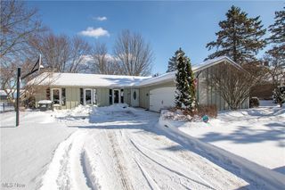 991 Sugar Maple Lane, Brunswick, OH 44212