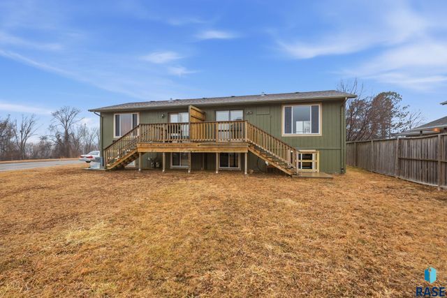 700 704 N Harrington Ave Avenue, Sioux Falls, SD 57103