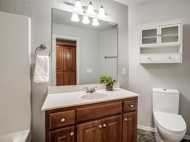 4445 Oak Hill, Guthrie, OK 73044