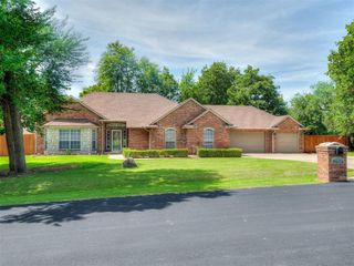 4445 Oak Hill, Guthrie, OK 73044