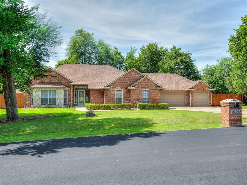 4445 Oak Hill, Guthrie, OK 73044