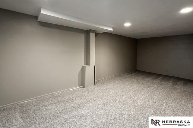 4021 Nicholas Street, Omaha, NE 68131