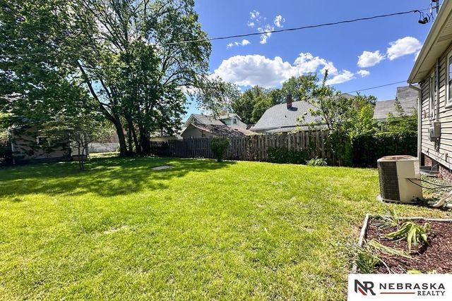 4021 Nicholas Street, Omaha, NE 68131