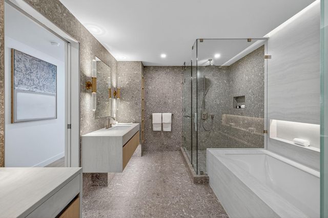 900 N Ocean Boulevard 1702, Pompano Beach, FL 33062