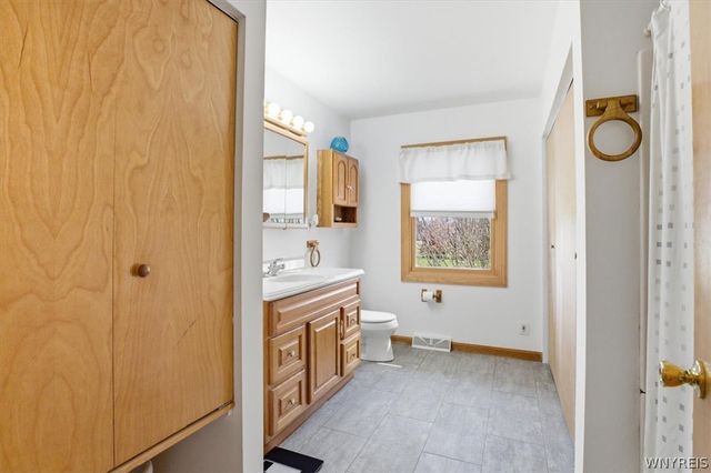 4256 Upper Mountain Road, Cambria, NY 14132