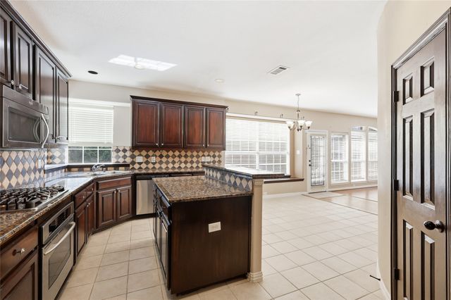 1229 Tioga Drive, Irving, TX 75063