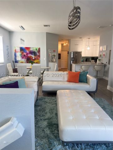 13128 SW 42nd St 14204, Miramar, FL 33027