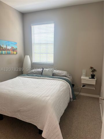 13128 SW 42nd St 14204, Miramar, FL 33027