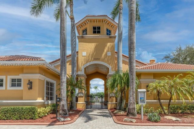 13128 SW 42nd St 14204, Miramar, FL 33027