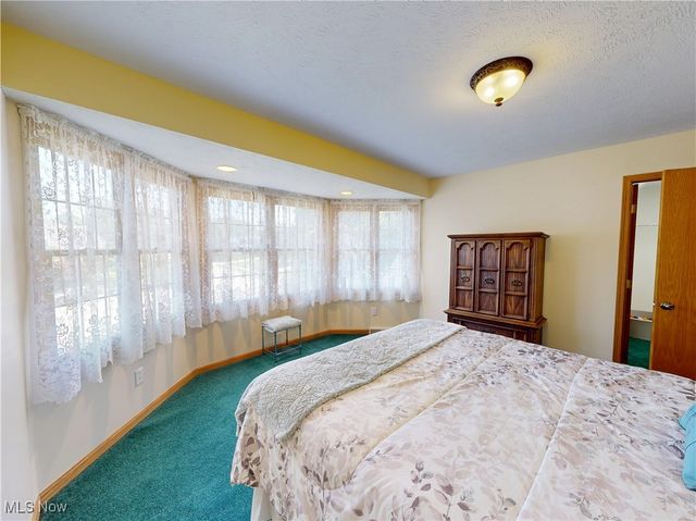 35005 Lisle Court, Willoughby, OH 44094