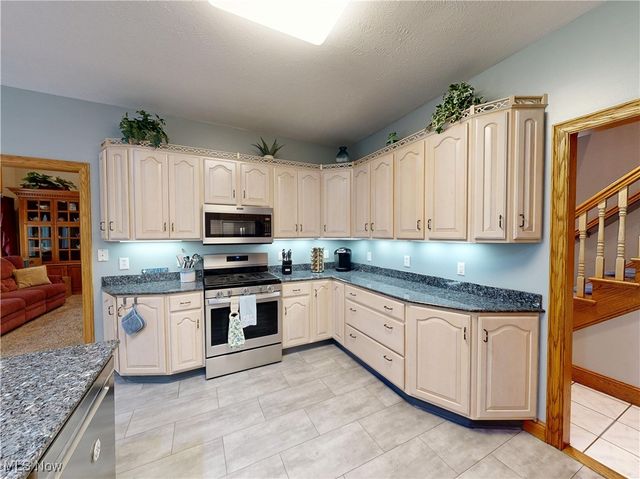 35005 Lisle Court, Willoughby, OH 44094