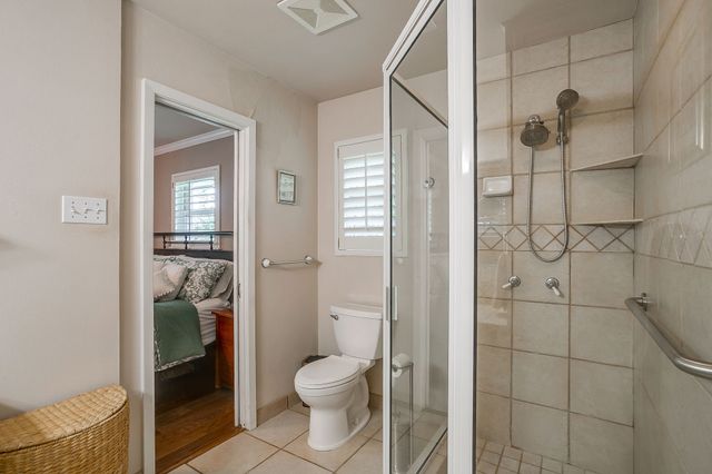 4209 Bilglade Road, Fort Worth, TX 76109