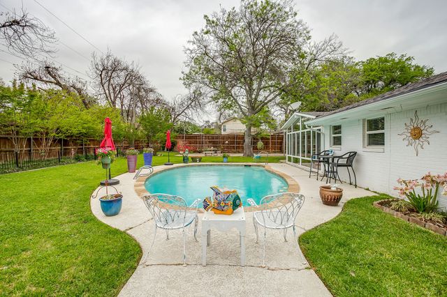 4209 Bilglade Road, Fort Worth, TX 76109