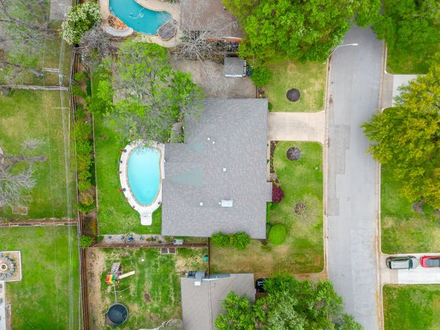 4209 Bilglade Road, Fort Worth, TX 76109