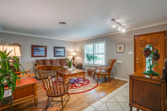 4209 Bilglade Road, Fort Worth, TX 76109