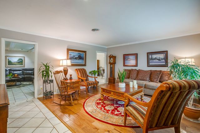 4209 Bilglade Road, Fort Worth, TX 76109