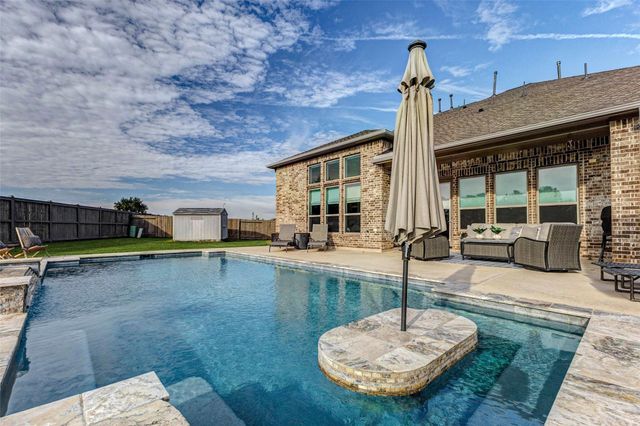 9869 Western Sky Drive, Brookshire, TX 77423