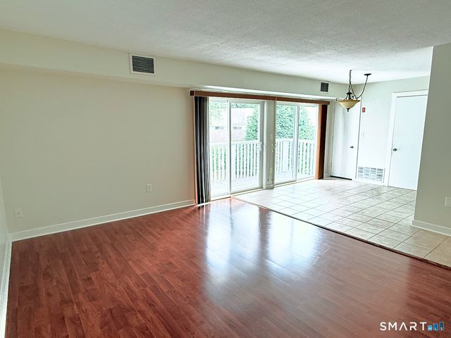102 Brookwood Drive C, Rocky Hill, CT 06067