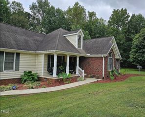 100 Deer Ridge Road, Siler City, NC 27344