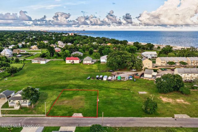 104 Runnels Avenue, Long Beach, MS 39560