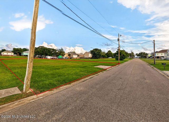 104 Runnels Avenue, Long Beach, MS 39560