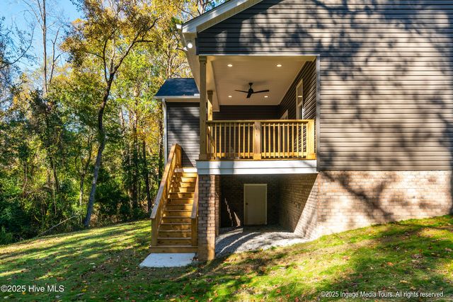 708 Lancelot Drive, Greenville, NC 27858