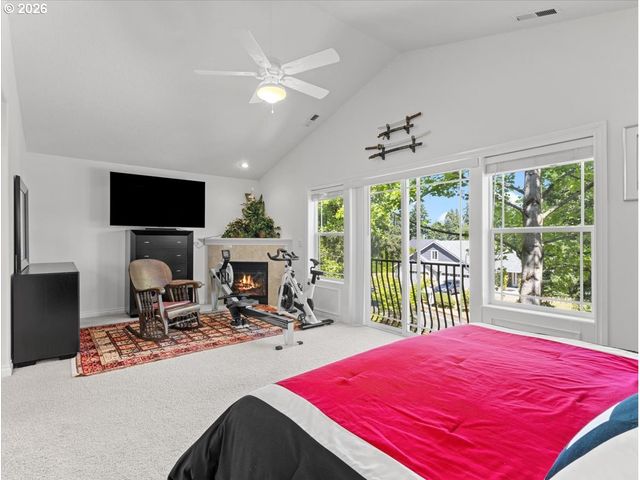 211 Se 198TH Pl, Camas, WA 98607