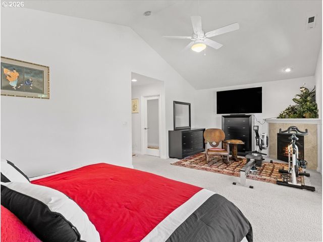 211 Se 198TH Pl, Camas, WA 98607