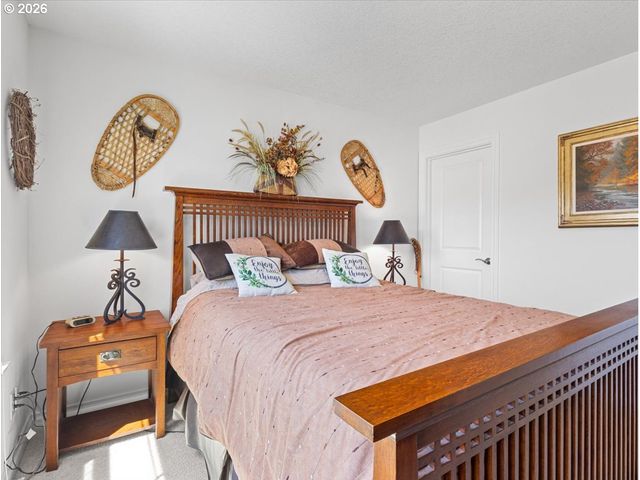 211 Se 198TH Pl, Camas, WA 98607